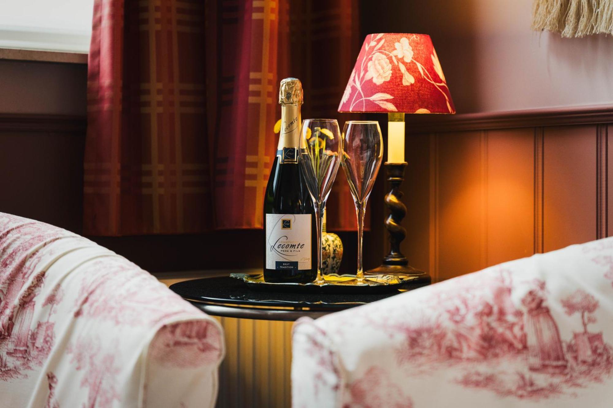 Boutique Hotel Malleberg บรูจส์ ภายนอก รูปภาพ