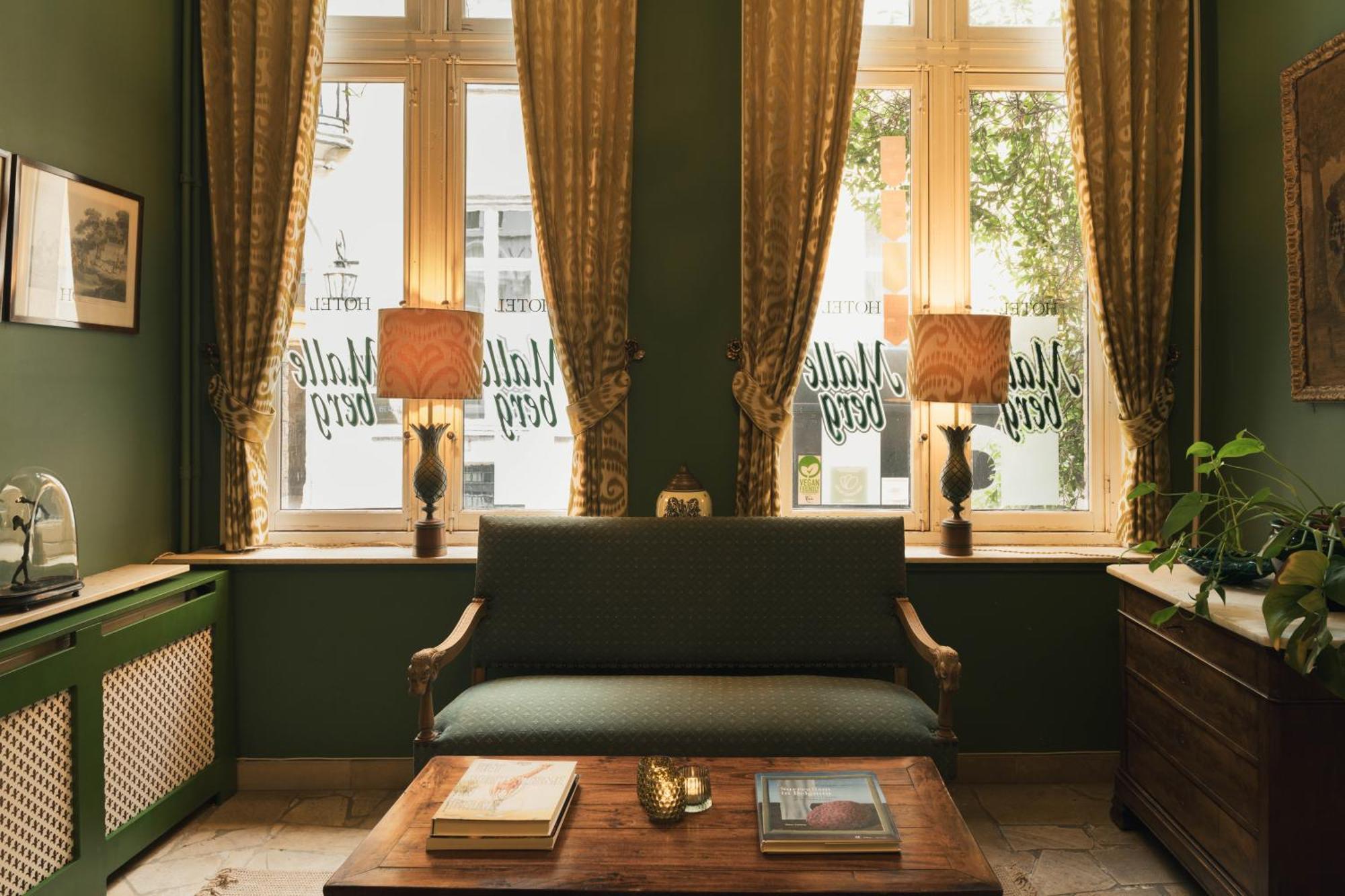 Boutique Hotel Malleberg บรูจส์ ภายนอก รูปภาพ