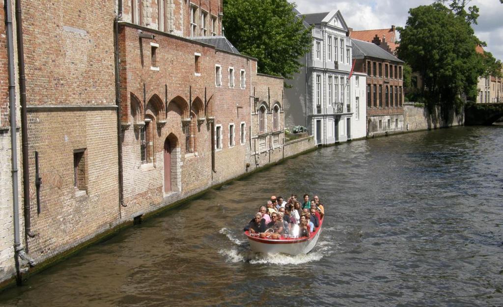 Boutique Hotel Malleberg บรูจส์ ภายนอก รูปภาพ