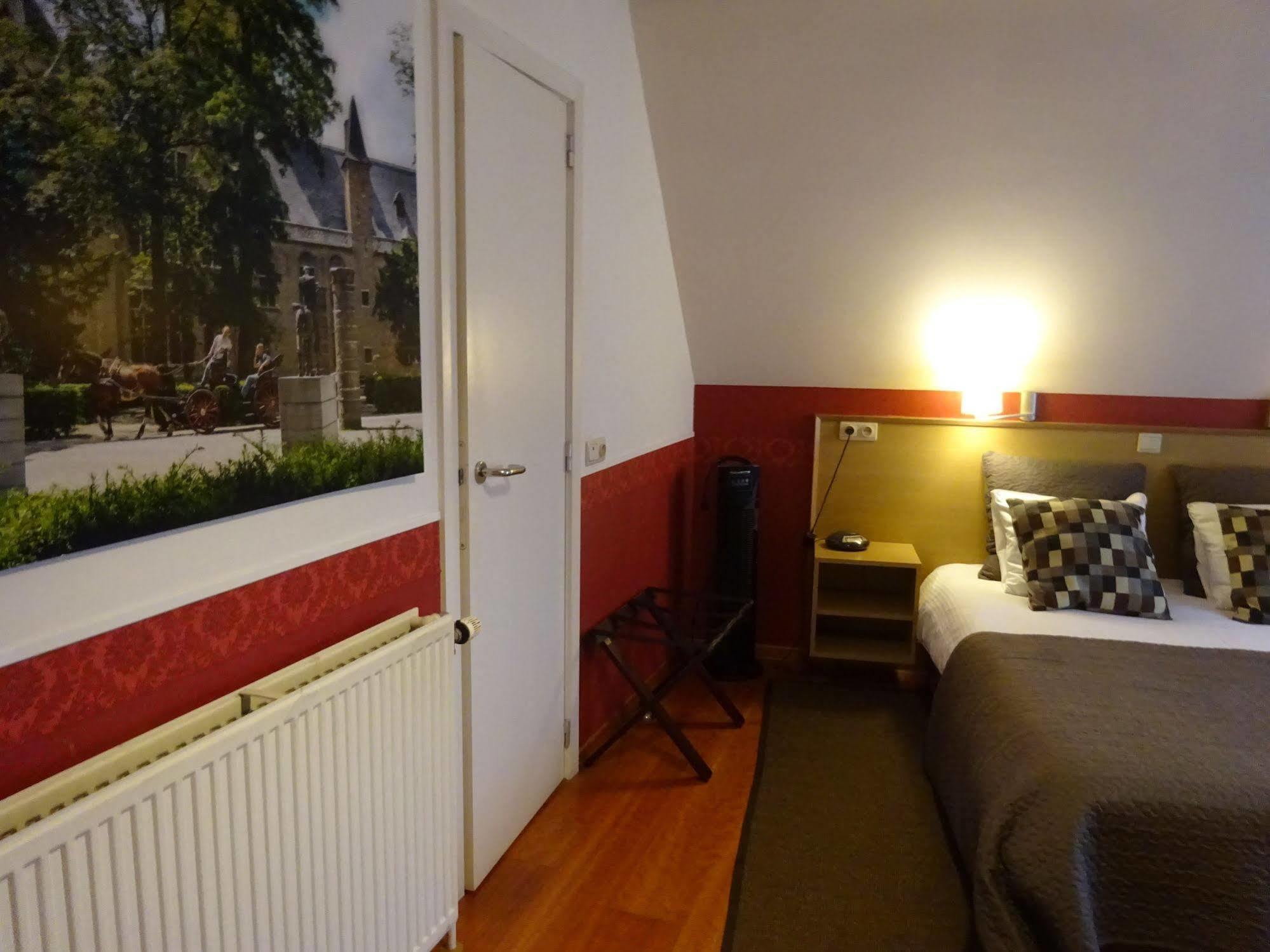 Boutique Hotel Malleberg บรูจส์ ภายนอก รูปภาพ