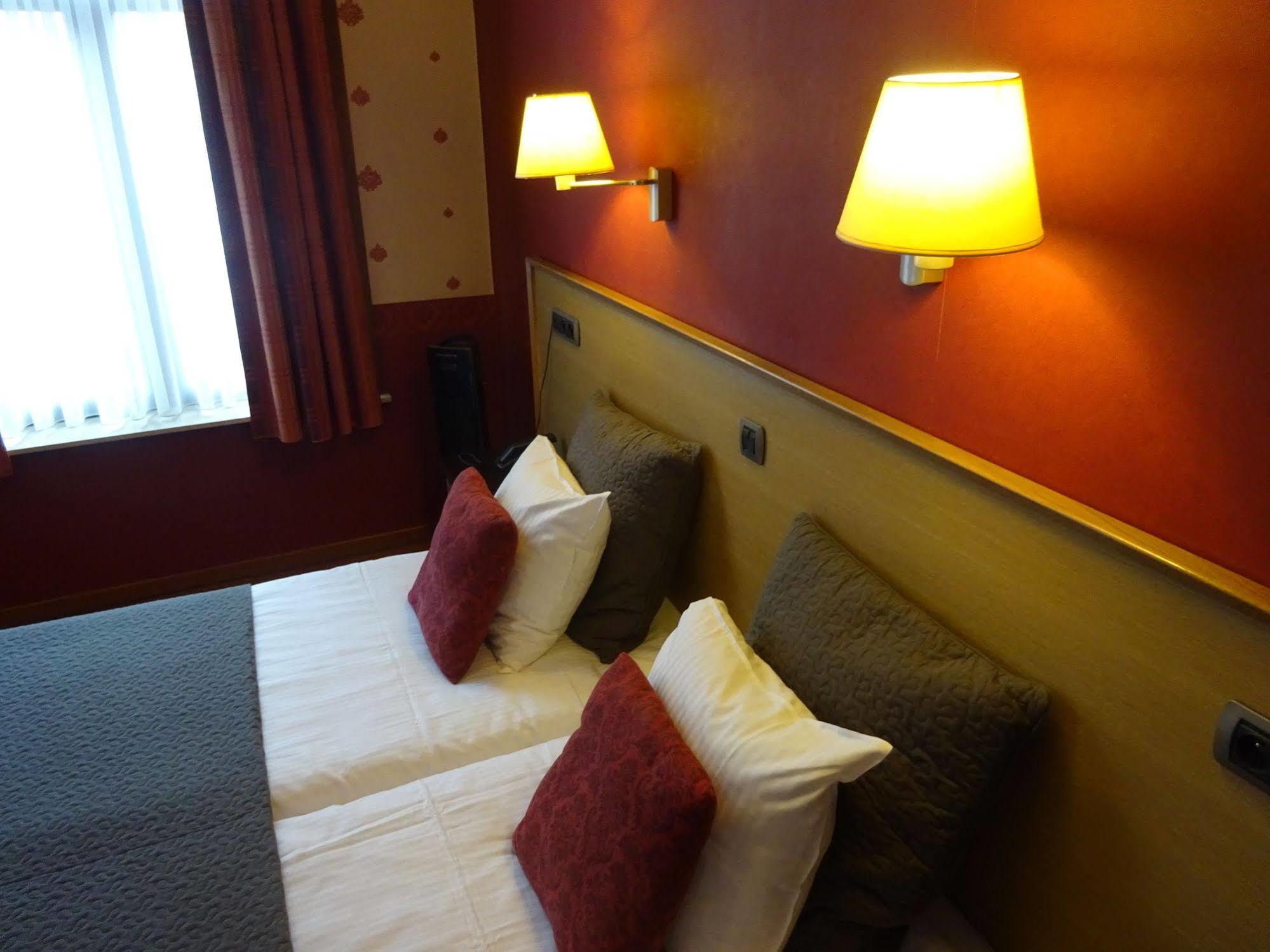 Boutique Hotel Malleberg บรูจส์ ภายนอก รูปภาพ